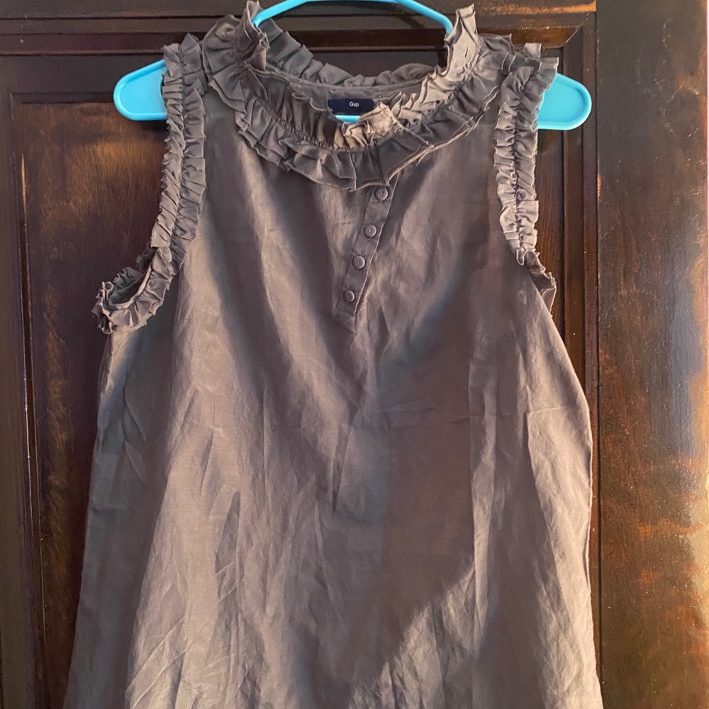 Sleeveless top
